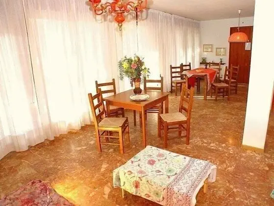 Superior Apart Daire, 2 Yatak Odası, Zemin Kat (briC)