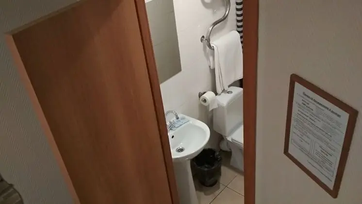 Standard Tek Büyük Yataklı Oda