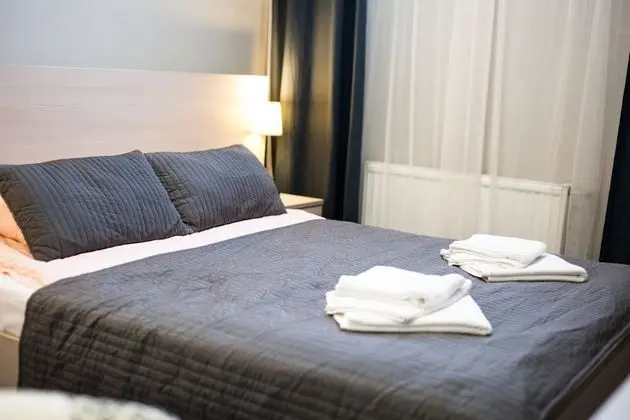 Standard Tek Büyük Yataklı Oda