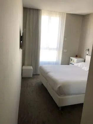 Superior Tek Büyük veya İki Ayrı Yataklı Oda