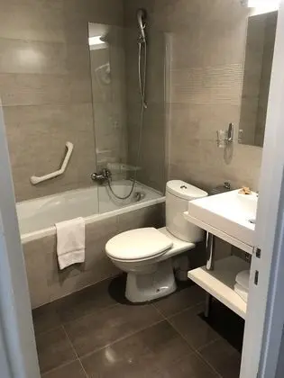 Superior Tek Büyük veya İki Ayrı Yataklı Oda