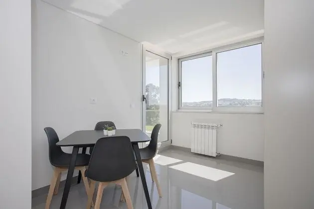 Apart Daire, 3 Yatak Odası, Teras, Nehir Manzaralı (I)