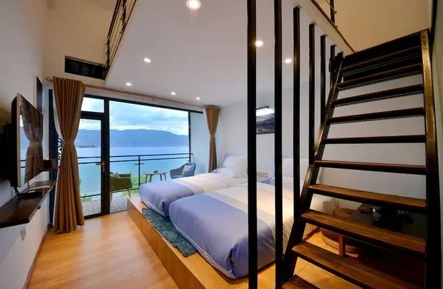 Family Çatı Katı (Loft), Göl Manzaralı