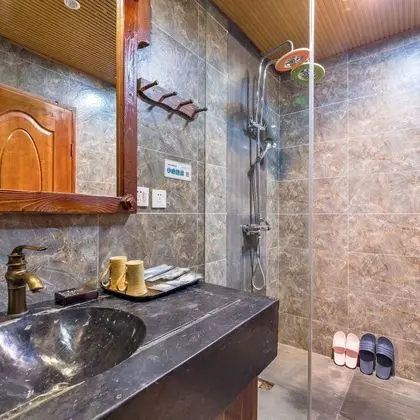 Deluxe Oda, Sigara İçilmez