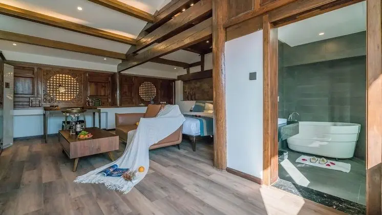 Deluxe Tek Büyük Yataklı Oda, Balkon