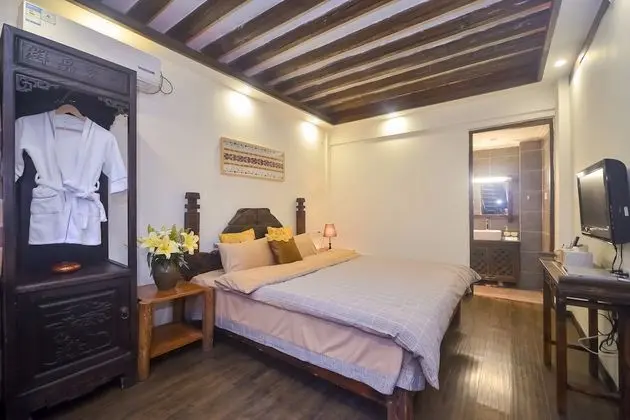 Comfort Tek Büyük Yataklı Oda