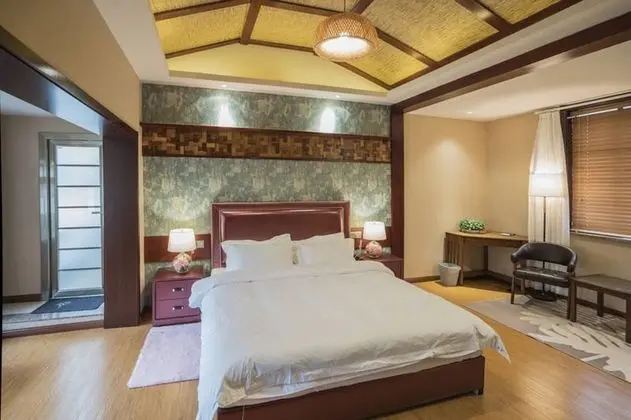 Romantic Tek Büyük Yataklı Oda