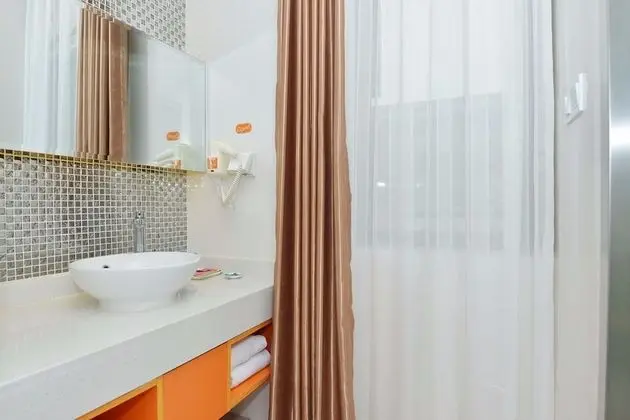 Economy Tek Büyük Yataklı Oda