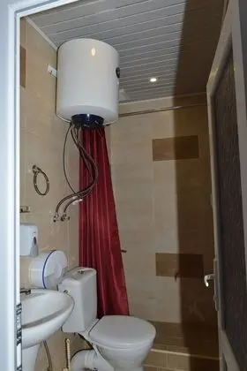 Üç Kişilik Oda, Şehir Manzaralı