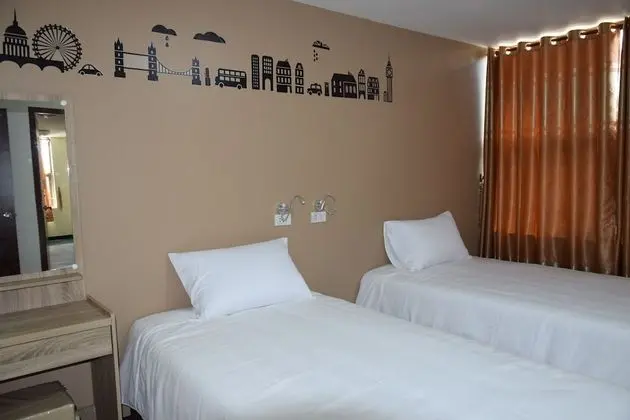 Twin Room Shared Bathroom