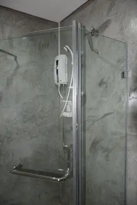 Twin Room Shared Bathroom