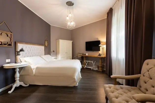 Comfort Tek Büyük Yataklı Oda