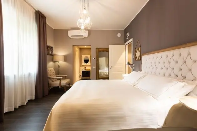Comfort Tek Büyük Yataklı Oda