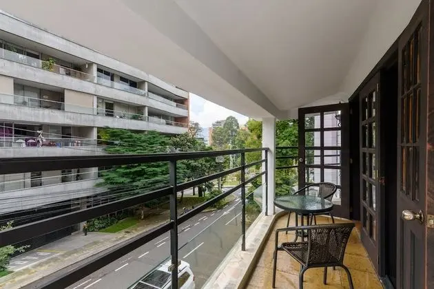 Superior Oda, Balkon