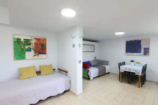 Family Suite, 2 Bedrooms, Kitchen, Ground Floor(03)