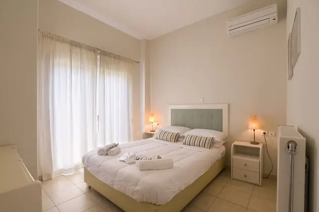 Stüdyo, Bahçe Manzaralı