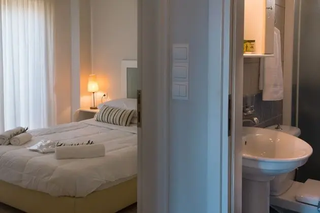 Stüdyo, Bahçe Manzaralı