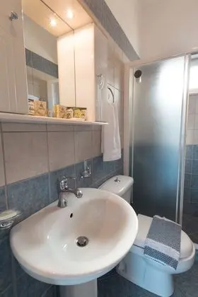 Stüdyo, Bahçe Manzaralı