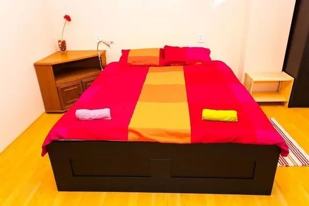 Family Tek Büyük Yataklı Oda