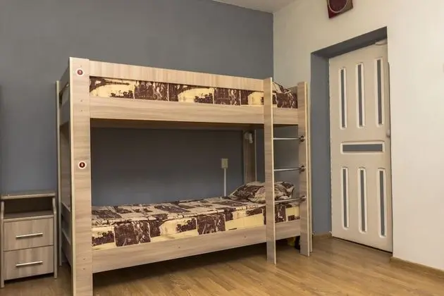 Ortak Ranzalı Oda, Sadece erkekler için (Bed in 8-bed Room)