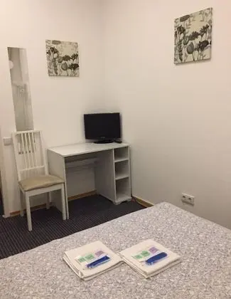 Tek Büyük Yataklı Oda (White)