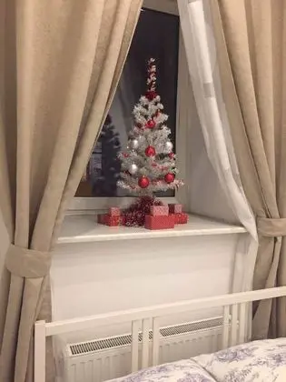 Tek Büyük Yataklı Oda (White)