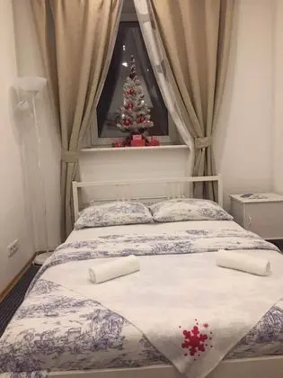 Tek Büyük Yataklı Oda (White)