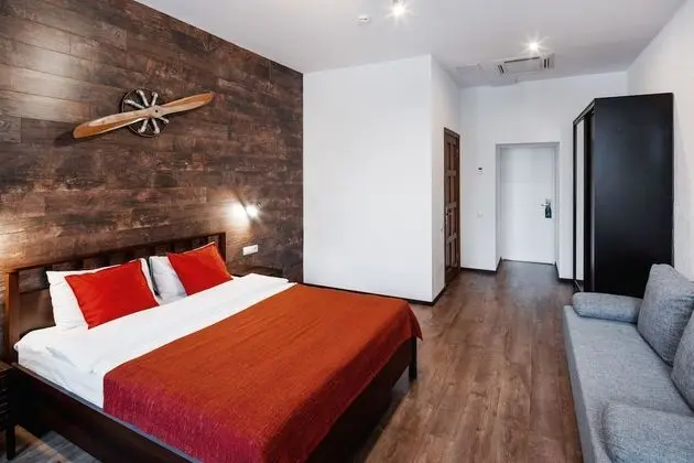 Deluxe Tek Büyük Yataklı Oda