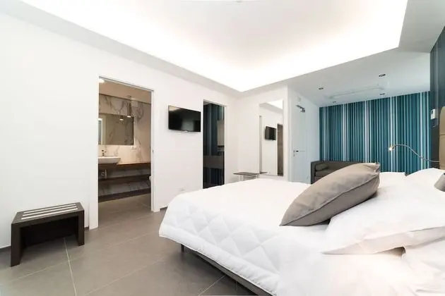 Deluxe Üç Kişilik Oda