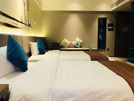 Exclusive Tek Büyük Yataklı Oda