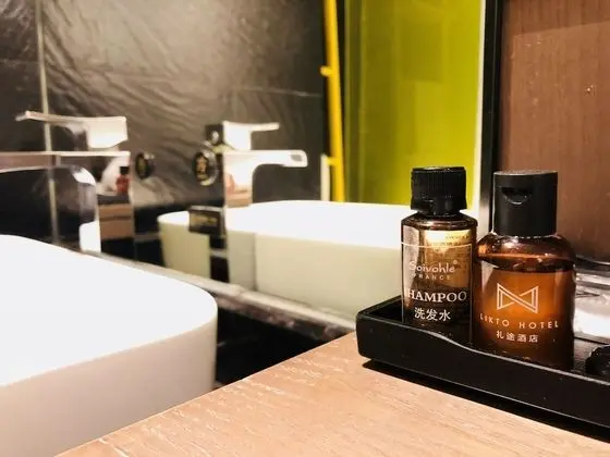Exclusive Tek Büyük Yataklı Oda
