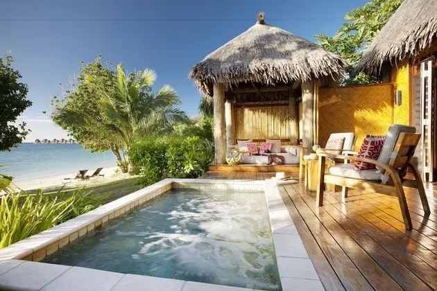 Deluxe Bungalov, Denize Sıfır