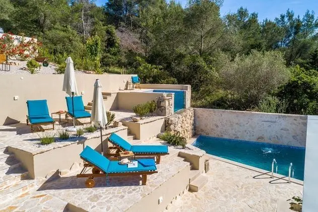 Villa (2 Bedroom Villa with Pool and Hot Tub)