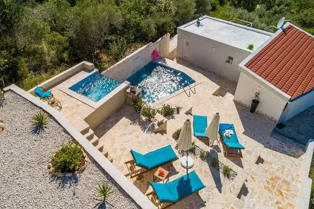 Villa (2 Bedroom Villa with Pool and Hot Tub)