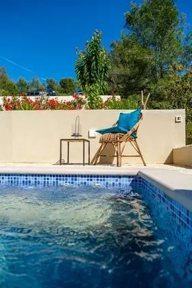 Villa (2 Bedroom Villa with Pool and Hot Tub)