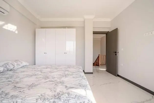Villa, Havuz Manzaralı, Balkon veya Teraslı