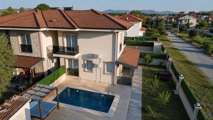 Villa, Havuz Manzaralı, Balkon veya Teraslı