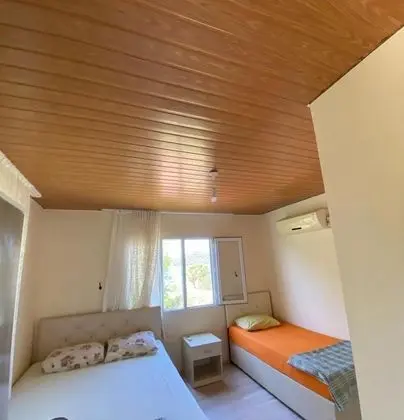 Çift Kişilik, Bahçe Manzaralı