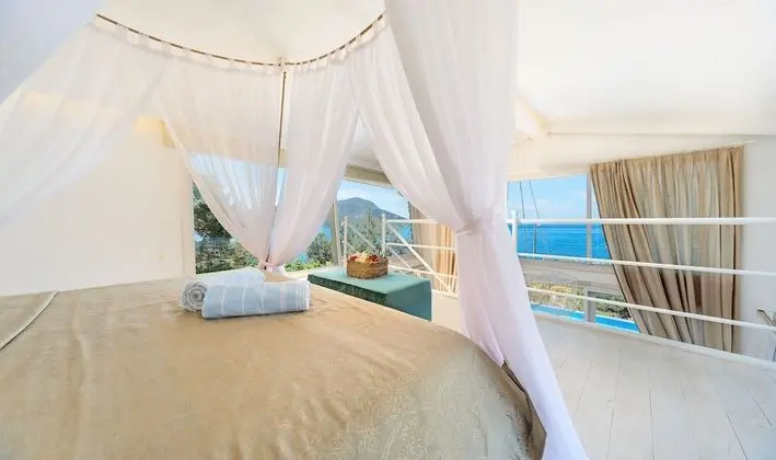 The Pavilions - Private Pool Houses