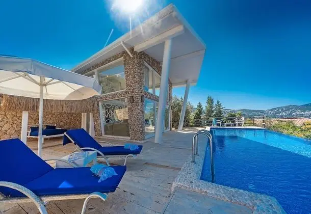 The Pavilions - Private Pool Houses