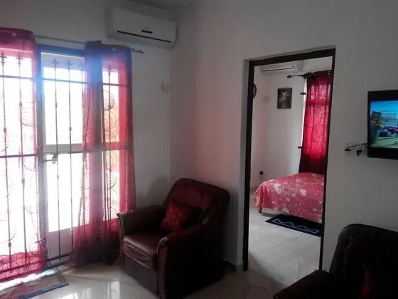 Traditional Oda, 3 Yatak Odası, Sigara İçilebilir, Havuz Manzaralı