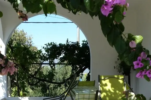 Apart Daire (Lilac - 100m from pebble beach - A1(6)