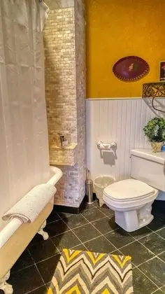 Superior Süit, Birden Çok Yatak, Banyolu/Duşlu, Bahçe Manzaralı (Room 7 Albert's Room)