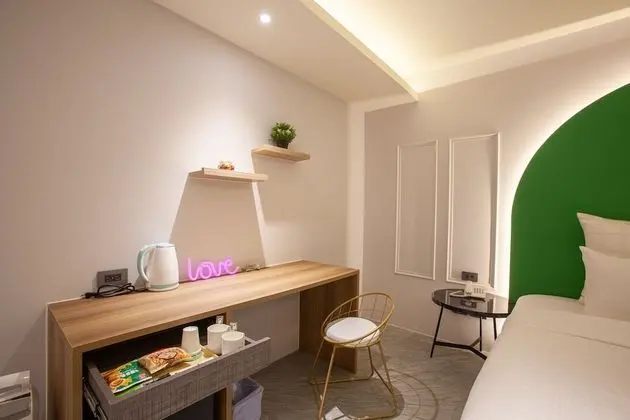 Deluxe Tek Büyük Yataklı Oda