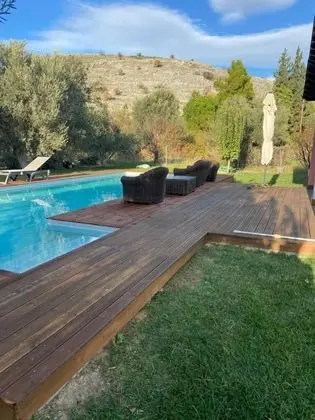 Villa, 4 Yatak Odası, Şömine