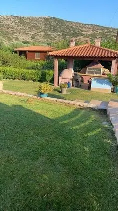Villa, 4 Yatak Odası, Şömine