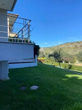 Villa, 4 Yatak Odası, Şömine