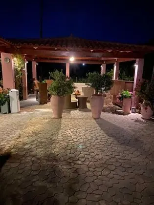 Villa, 4 Yatak Odası, Şömine