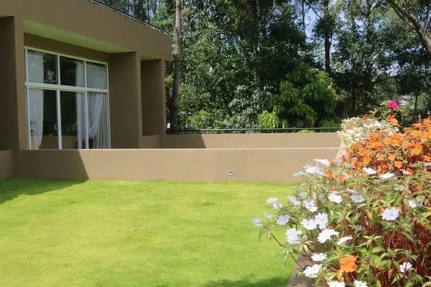 Presidential Villa, Sigara İçilmez, Dağ Manzaralı