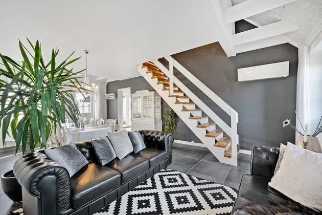 Deluxe Tek Büyük Yataklı Oda, 1 Yatak Odası, Sigara İçilmez, Avlu Manzaralı